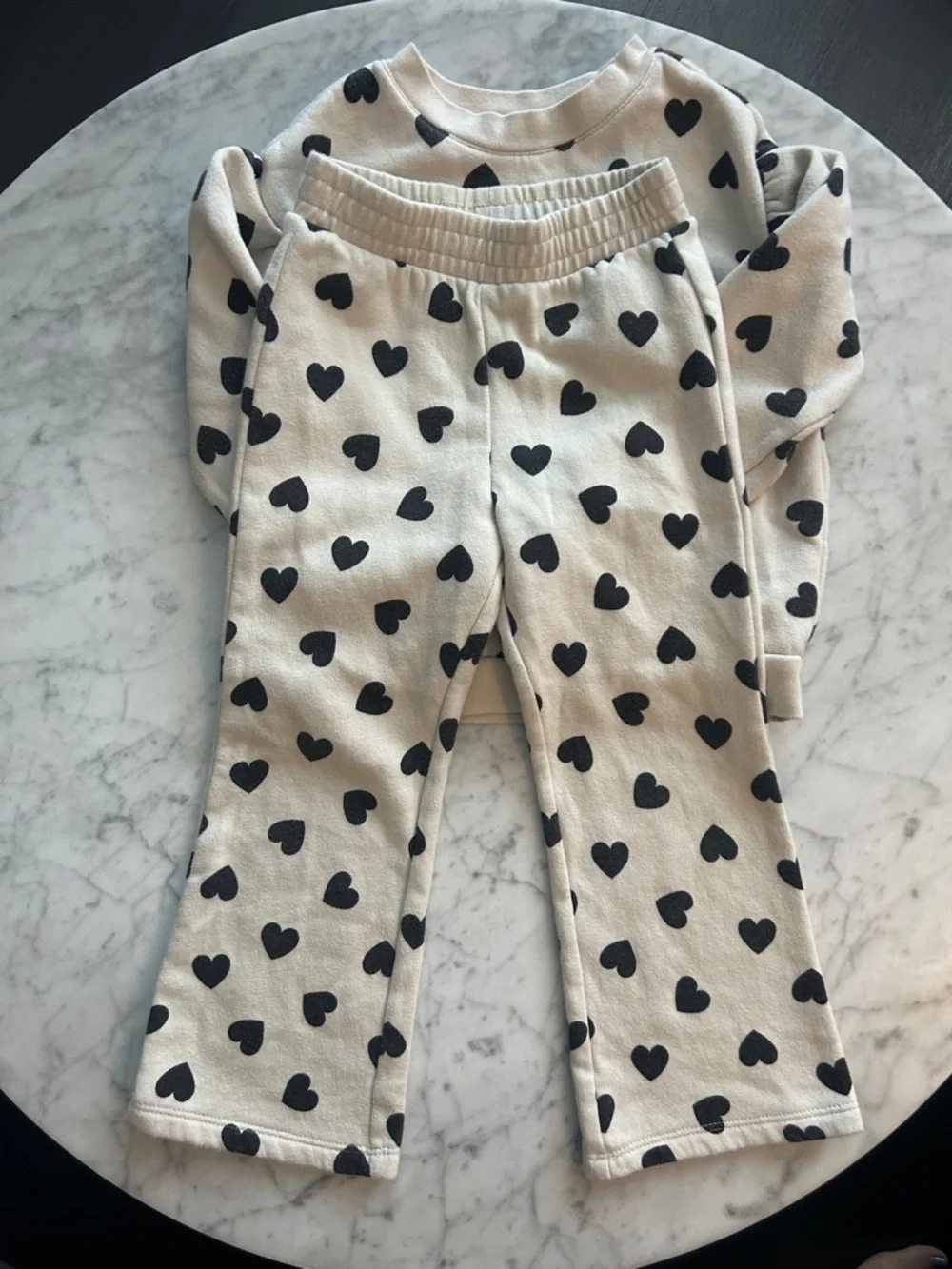 GAP Cream Pajama Set with Black Heart Print